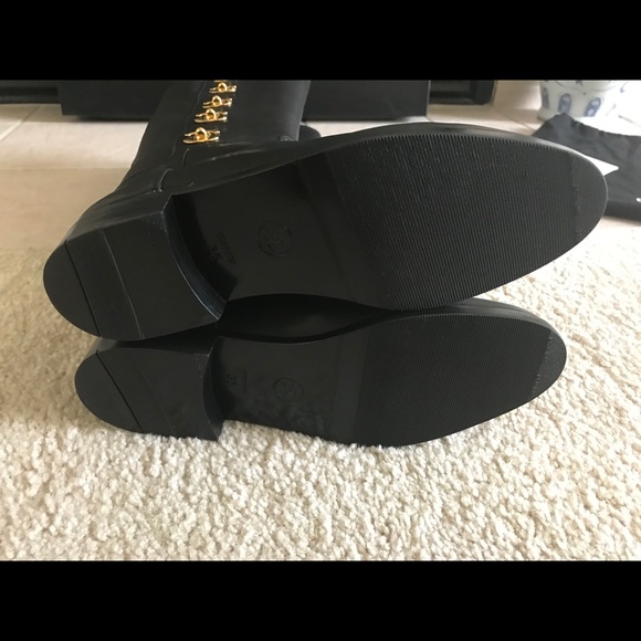Chanel Classic Black Turnlock Lambskin Boots - Picture 6 of 8